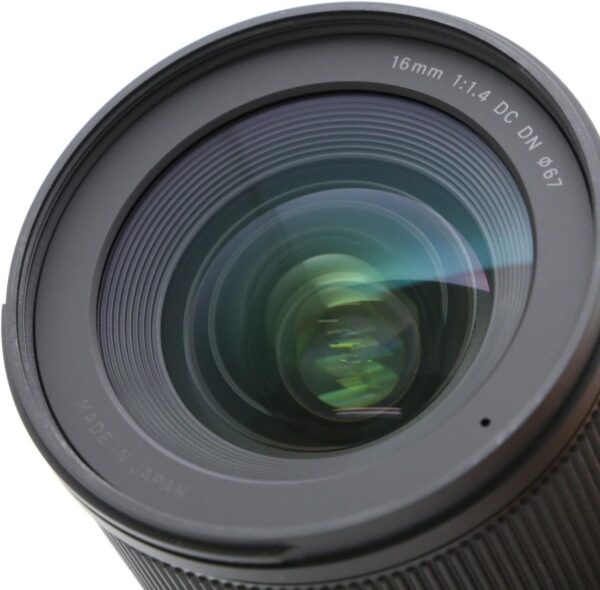 Sigma 16mm f/1.4 DC DN Contemporary Lens for Sony E (402965) Black